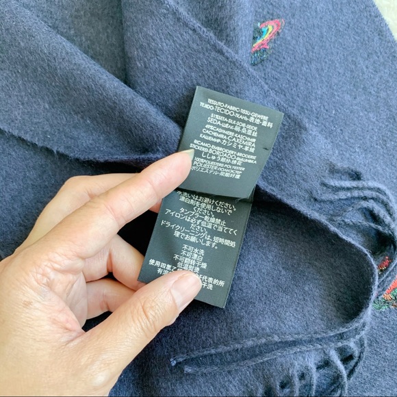 NWT Authentic Gucci Cashmere Embroidery Scarf - Picture 4 of 6